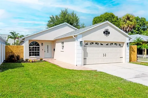 455 36th Avenue N St Petersburg FL 33704