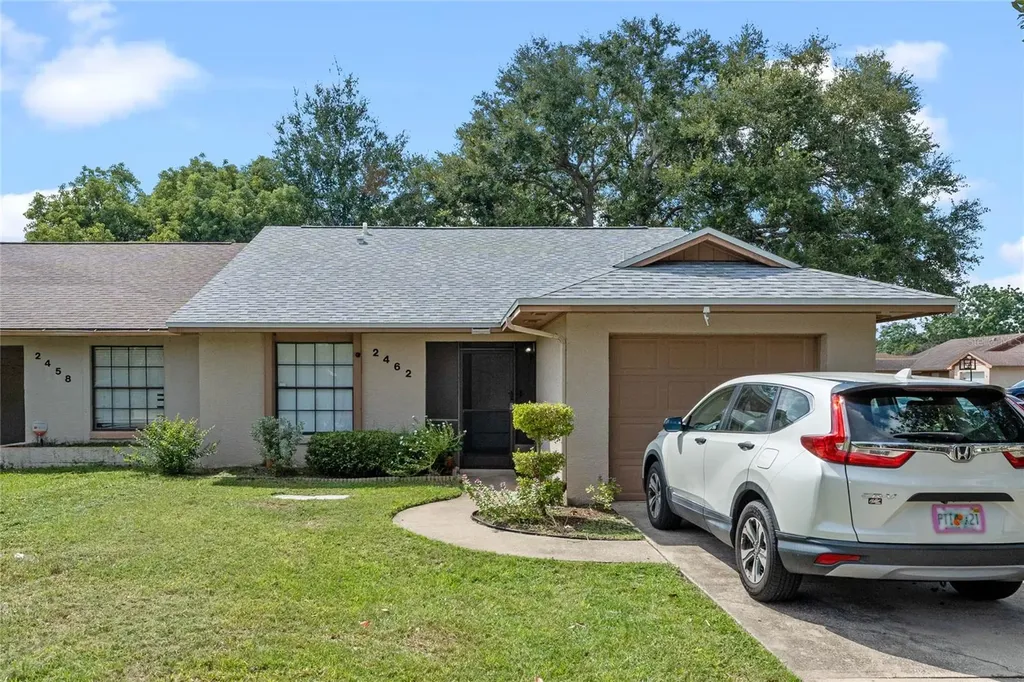 2462 Long Meadow Way Orlando FL 32817