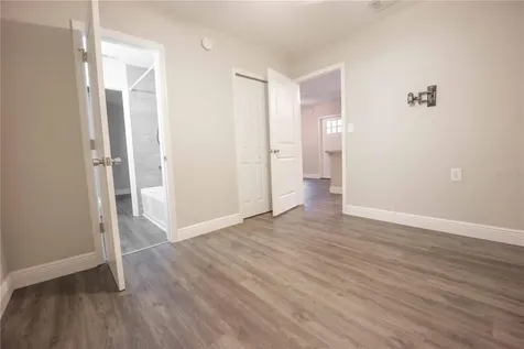 500 Gray Avenue Wildwood FL 34785