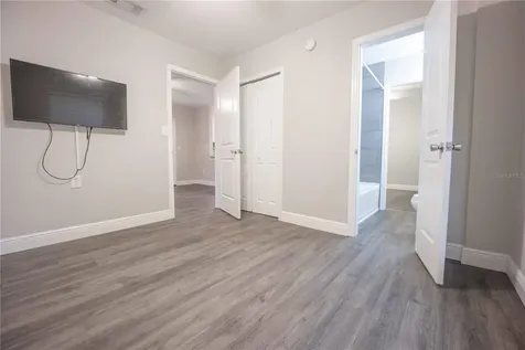 500 Gray Avenue Wildwood FL 34785