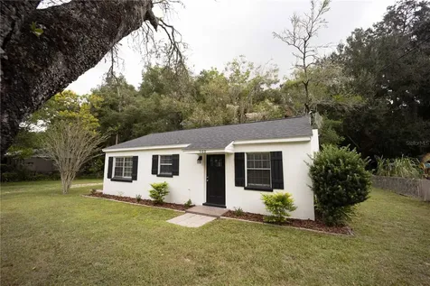 500 Gray Avenue Wildwood FL 34785