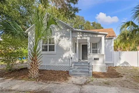 1031 Dartmoor Street N St Petersburg FL 33701