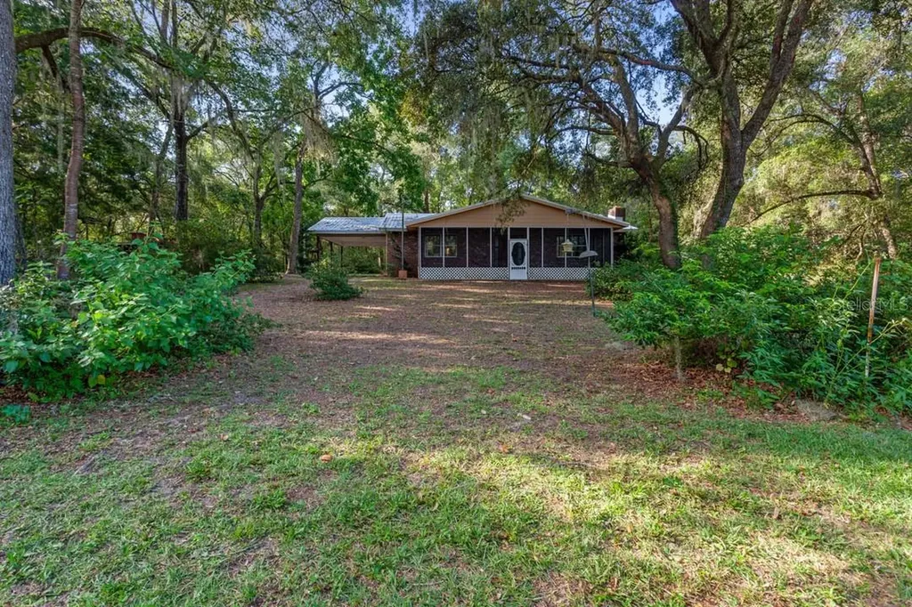 105 Halfmoon Trail Melrose FL 32666