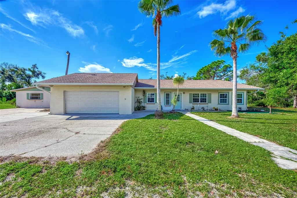425 N Oxford Drive Englewood FL 34223