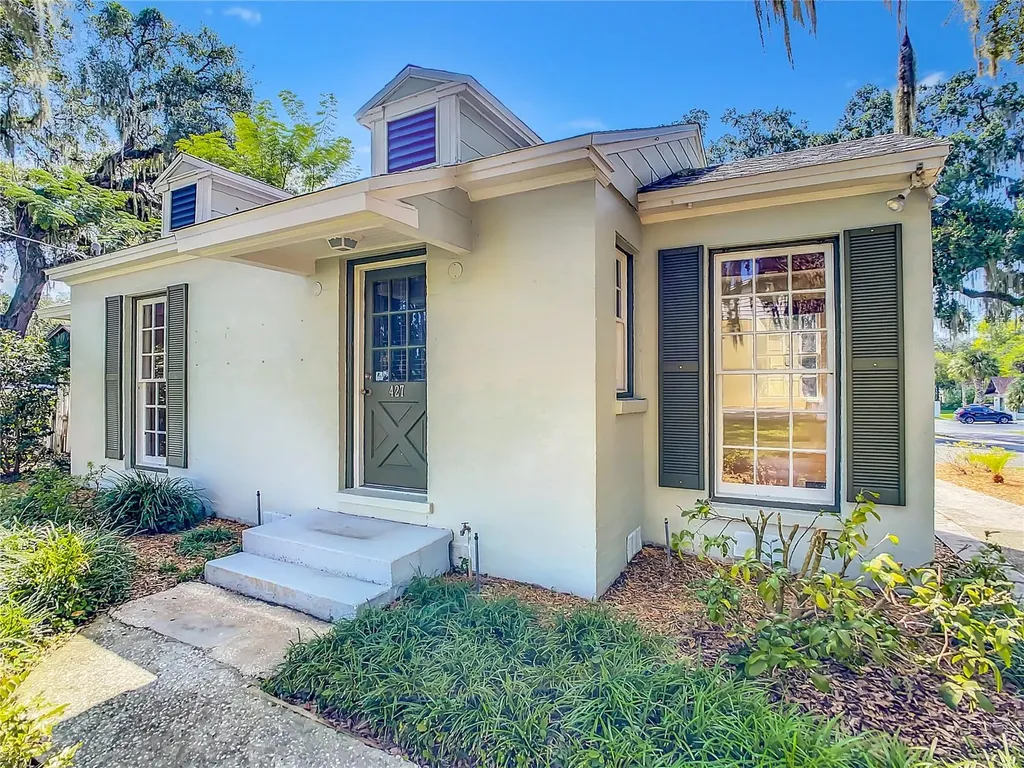427 S 9th Street Leesburg FL 34748