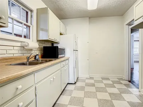 427 S 9th Street Leesburg FL 34748