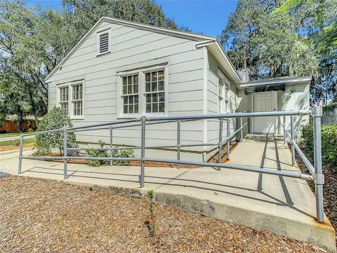 427 S 9th Street Leesburg FL 34748
