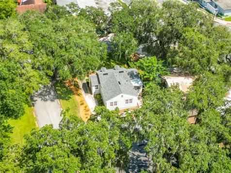 427 S 9th Street Leesburg FL 34748