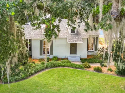 427 S 9th Street Leesburg FL 34748