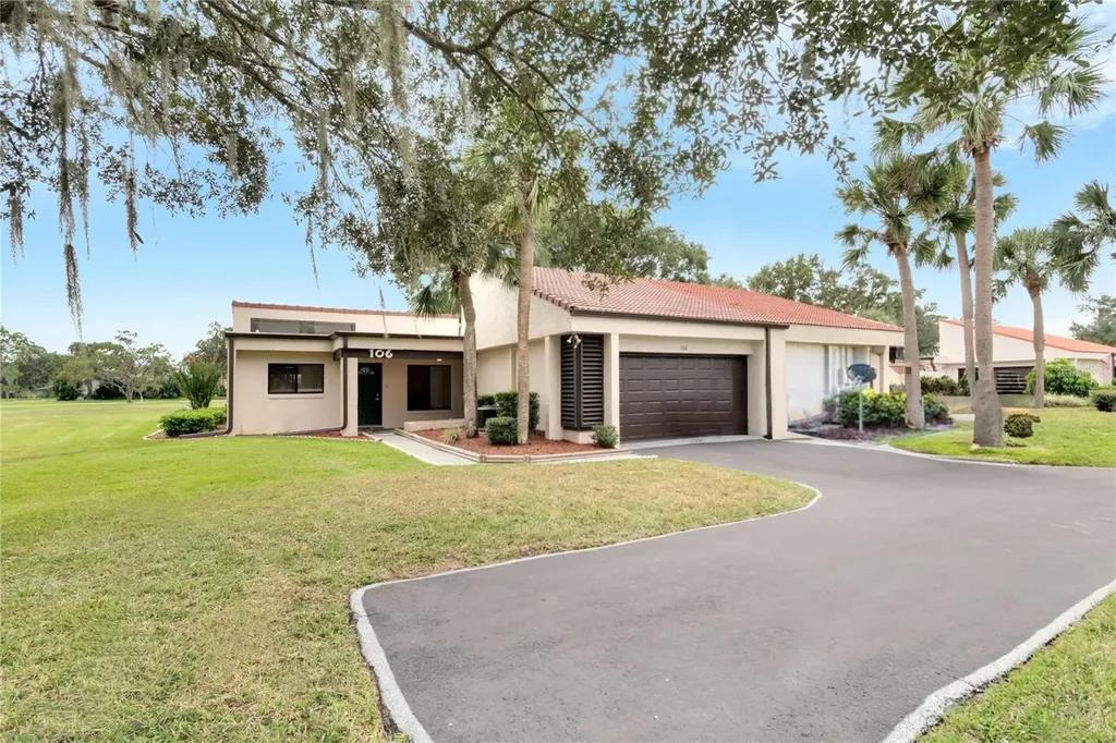 106 Seville Court S Plant City FL 33566