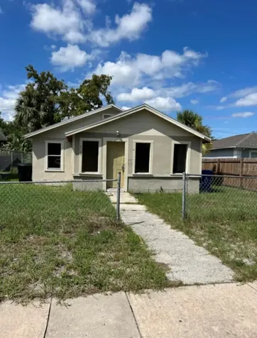 4103 13th Avenue S St Petersburg FL 33711