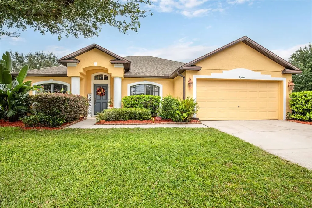 36607 Menominee Lane Eustis FL 32736