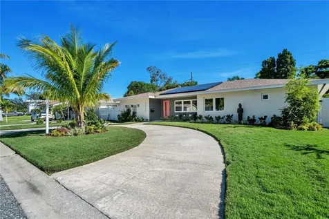 2460 Tropical Shores Drive SE St Petersburg FL 33705