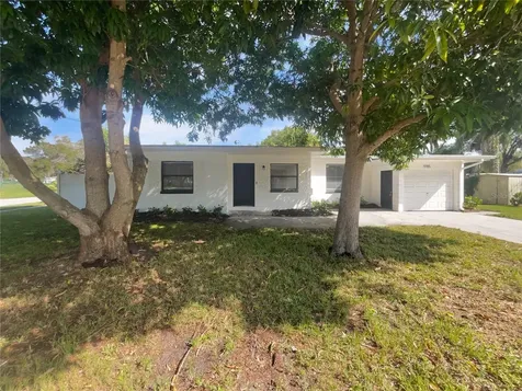 5985 69th Avenue N Pinellas Park FL 33781
