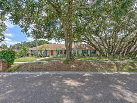 2511 Laurelwood Lane Valrico FL 33596