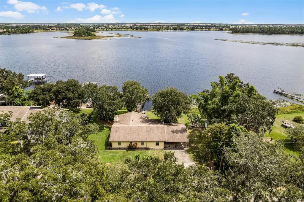 9378 Lake Hickory Nut Drive Winter Garden FL 34787