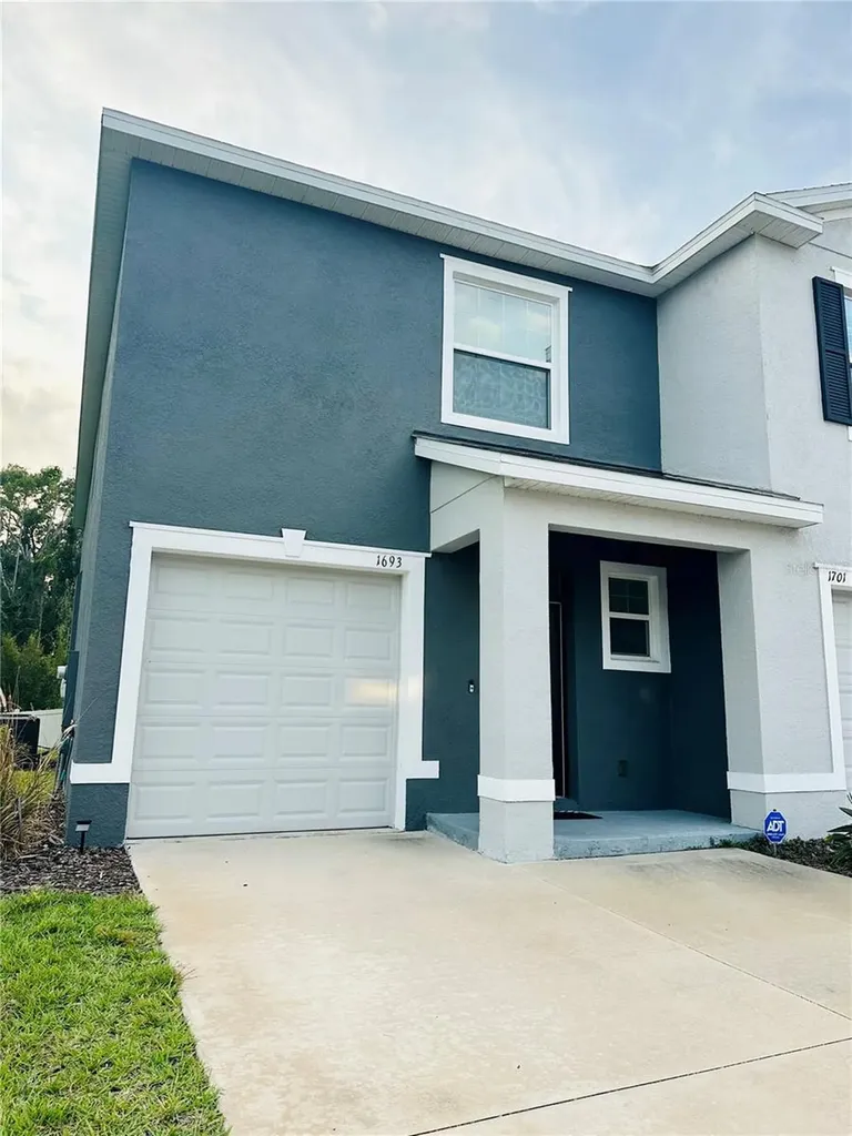 1693 Hubbell Road Wesley Chapel FL 33543