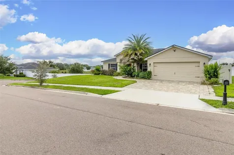 366 Highland Meadows Avenue Davenport FL 33837
