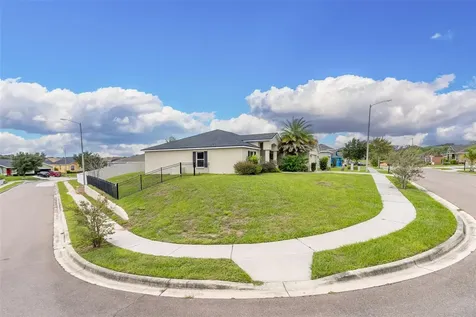 366 Highland Meadows Avenue Davenport FL 33837