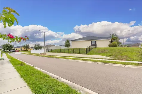 366 Highland Meadows Avenue Davenport FL 33837
