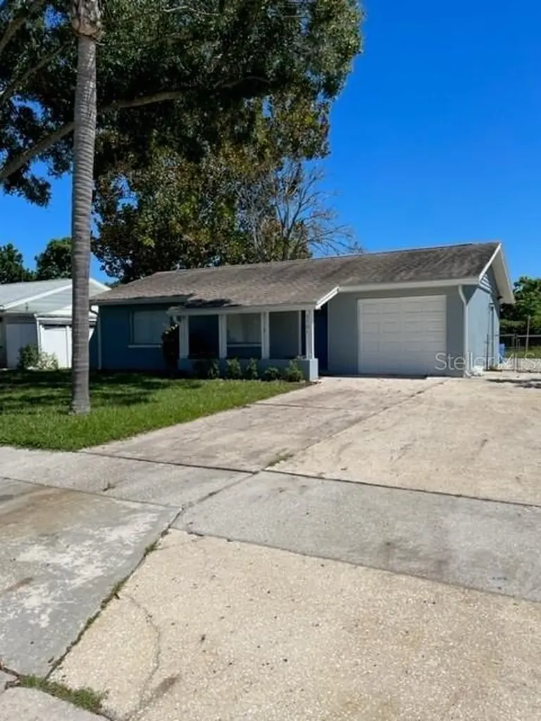 9701 61st Way N Pinellas Park FL 33782
