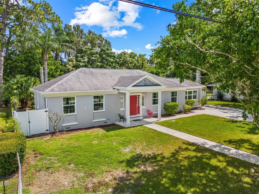 201 24th Street NE Bradenton FL 34208