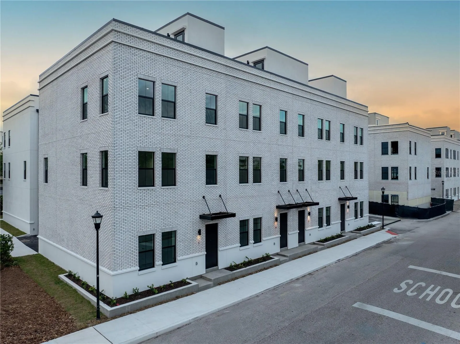 1218 E Kay Street Tampa FL 33602