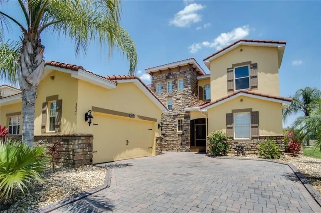 3021 Silver Fin Way Kissimmee FL 34746