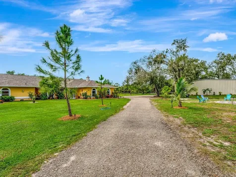 6901 Old Court Street North Port FL 34291
