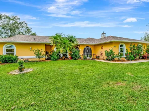 6901 Old Court Street North Port FL 34291
