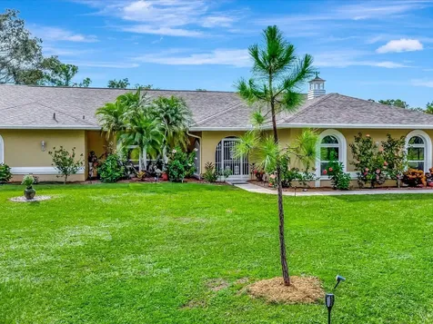 6901 Old Court Street North Port FL 34291