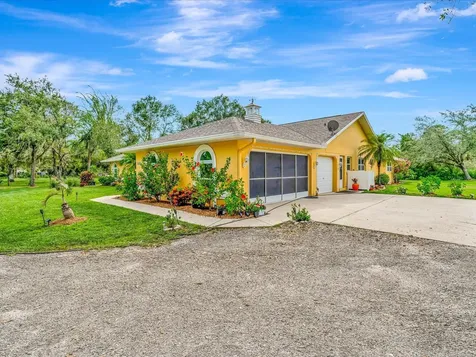 6901 Old Court Street North Port FL 34291