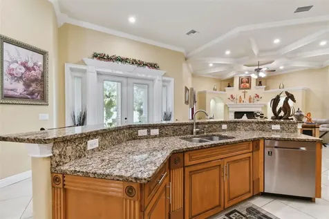 1516 W Trapnell Road Plant City FL 33566