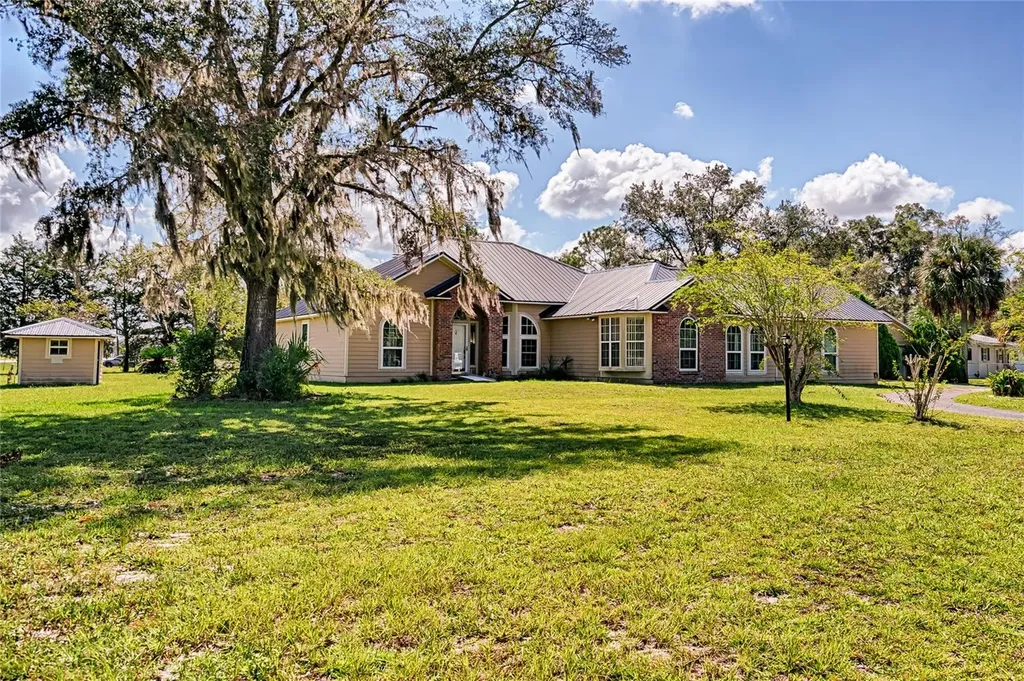 43 SE 375th Street Cross City FL 32628