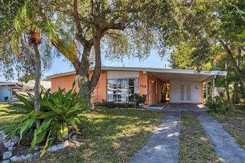 1109 Yale Avenue Bradenton FL 34207