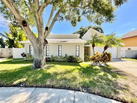 12101 Anchor Way Largo FL 33778