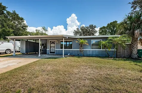 910 Sandpiper Way St Petersburg FL 33707