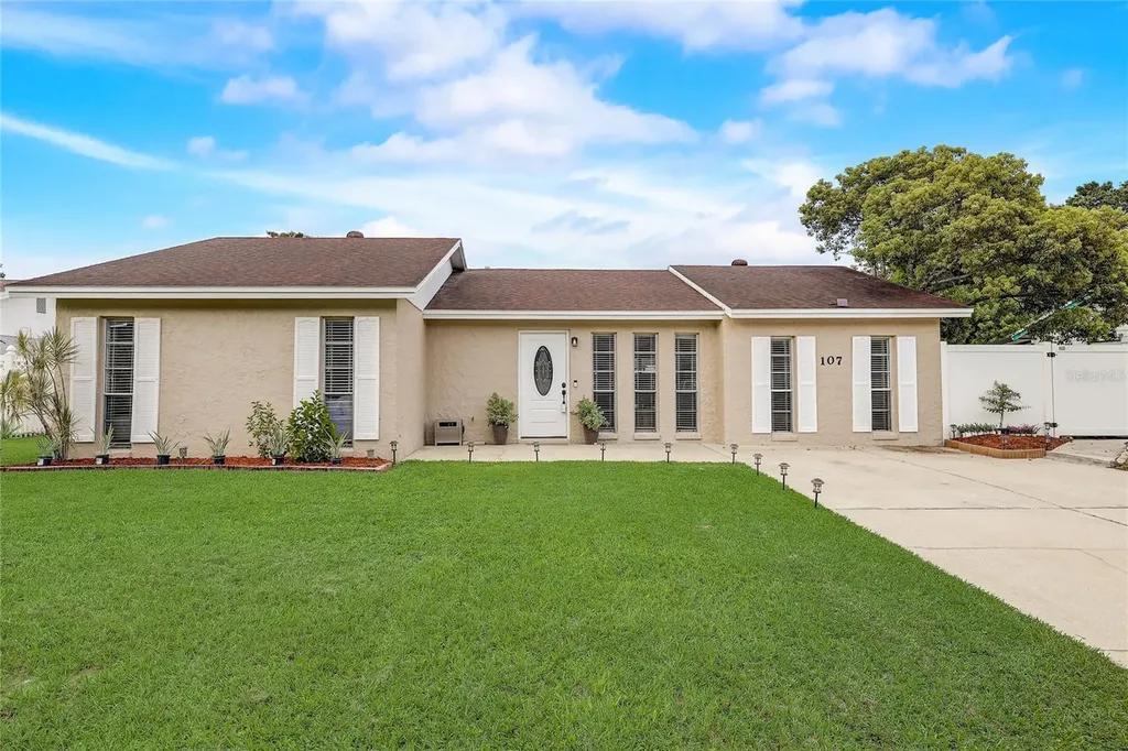 107 Cuautla Way Kissimmee FL 34743