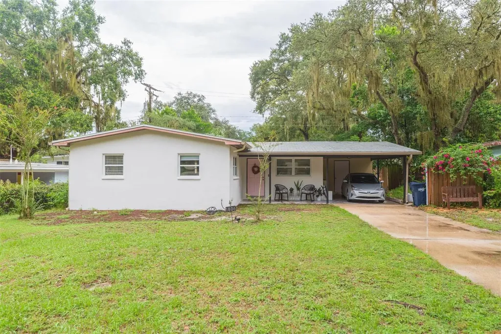 1806 E Hamilton Avenue Tampa FL 33610