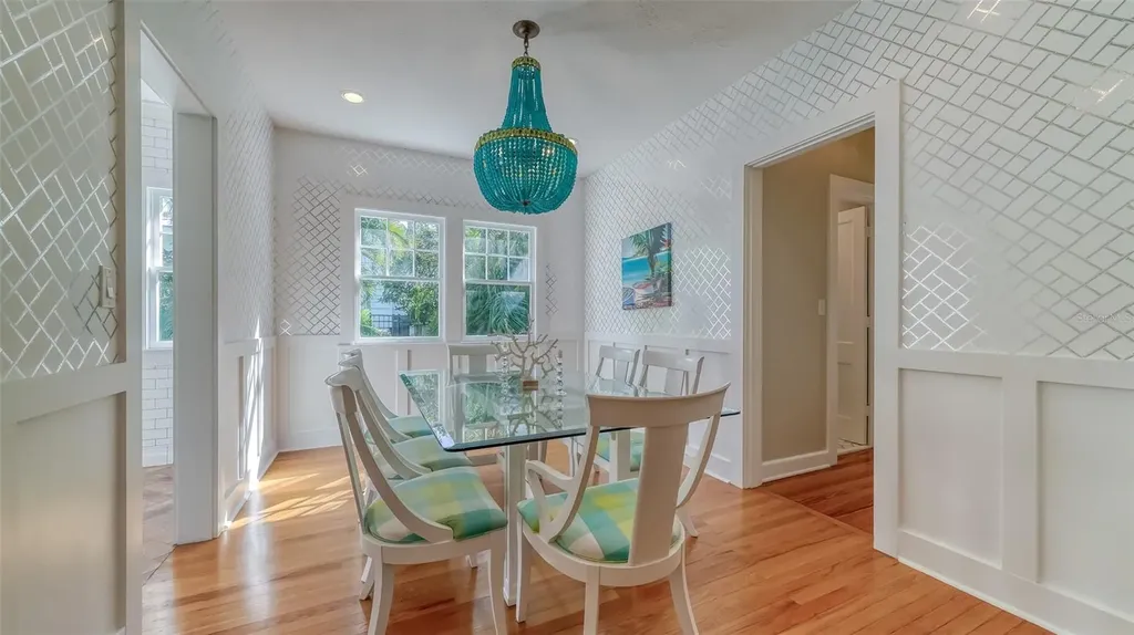 847 Hudson Avenue Sarasota FL 34236