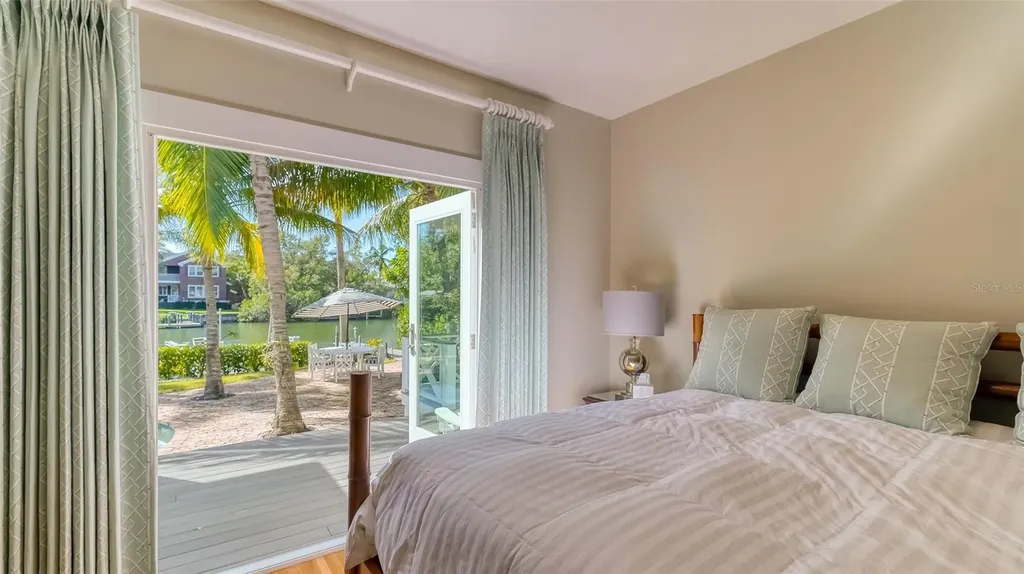 847 Hudson Avenue Sarasota FL 34236