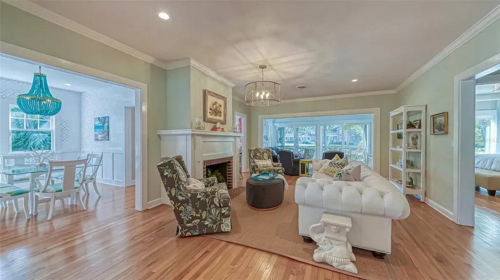 847 Hudson Avenue Sarasota FL 34236
