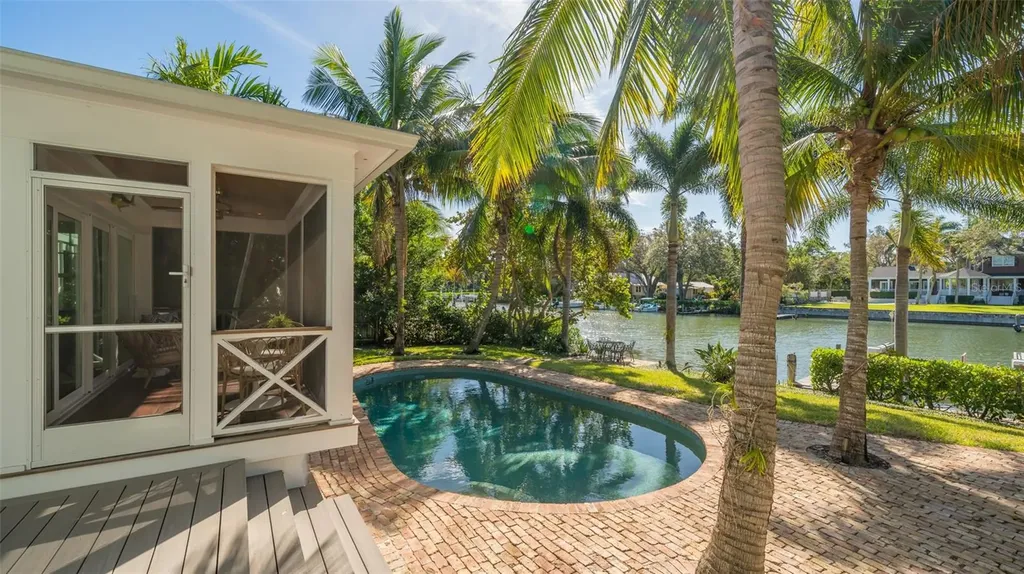 847 Hudson Avenue Sarasota FL 34236