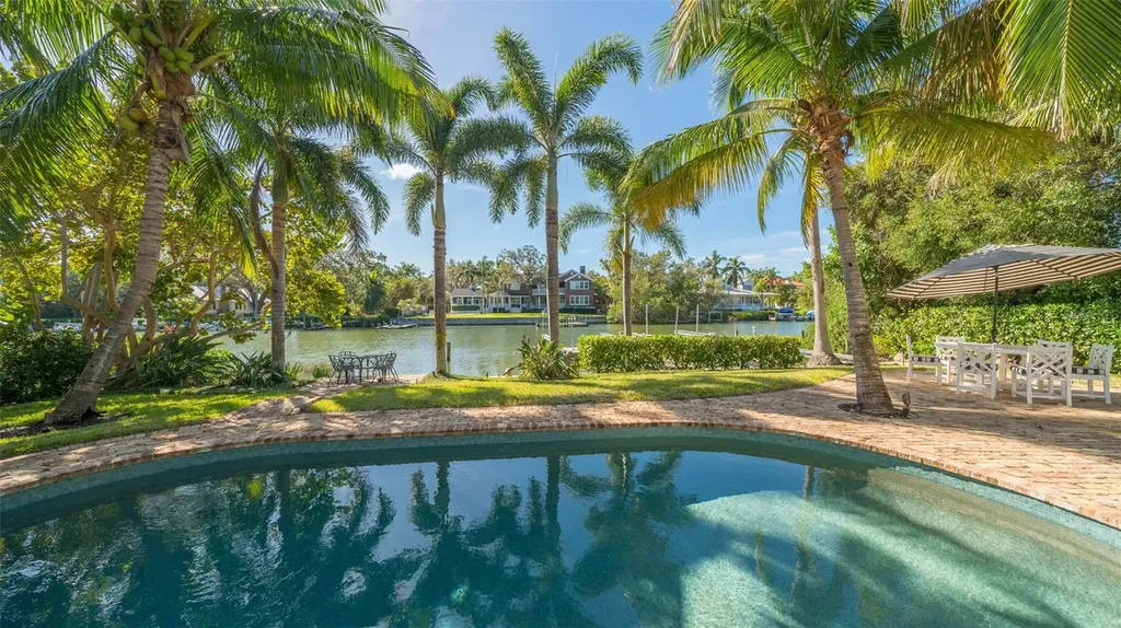 847 Hudson Avenue Sarasota FL 34236