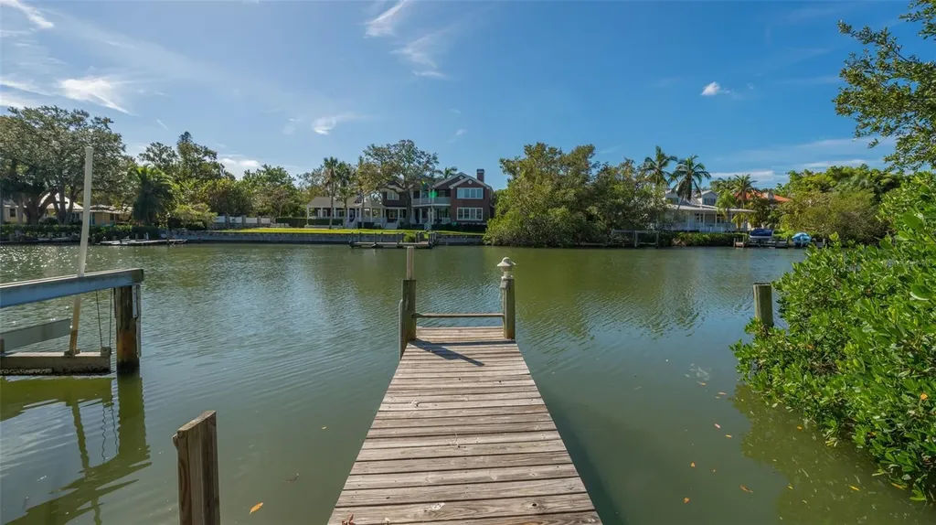 847 Hudson Avenue Sarasota FL 34236