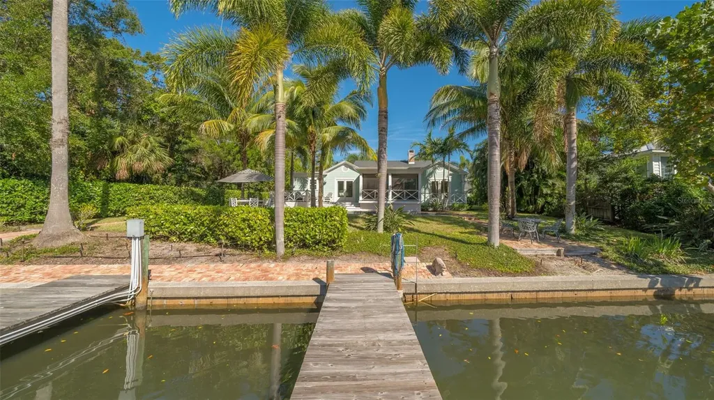 847 Hudson Avenue Sarasota FL 34236