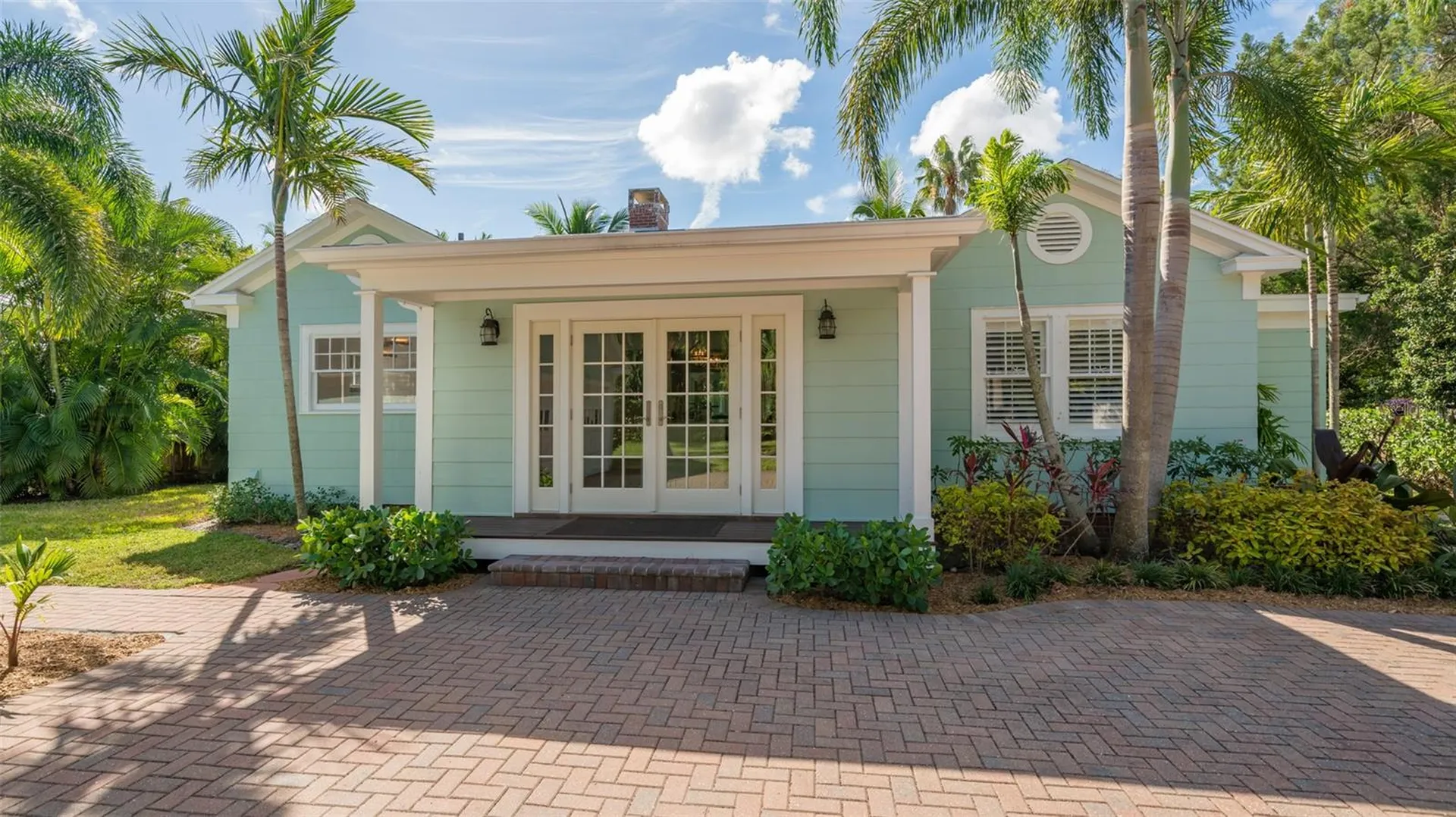 847 Hudson Avenue Sarasota FL 34236