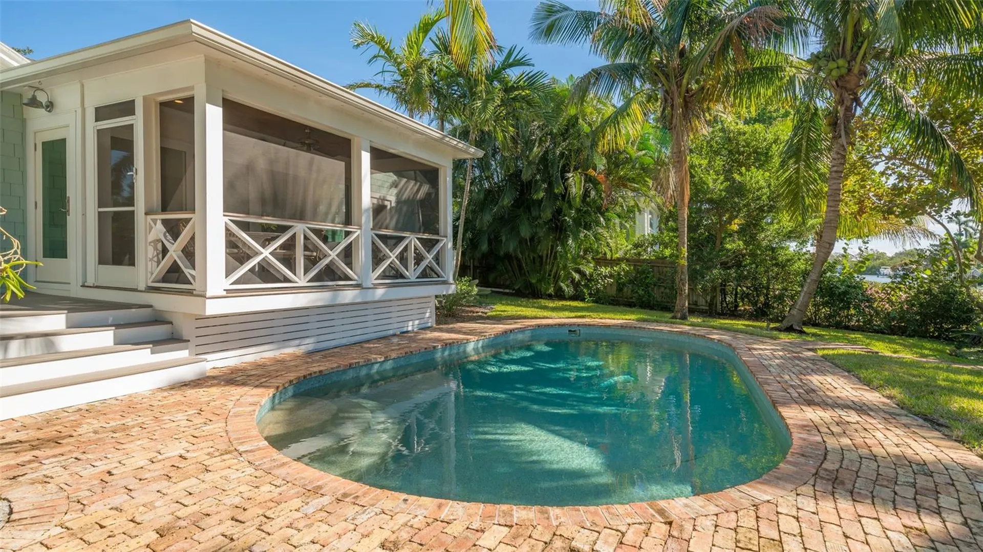 847 Hudson Avenue Sarasota FL 34236