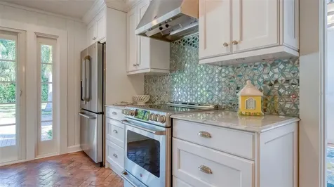 847 Hudson Avenue Sarasota FL 34236