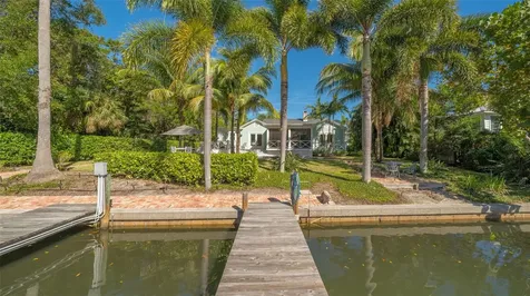 847 Hudson Avenue Sarasota FL 34236